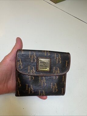Dooney & Bourke 1975 Vintage Brown and Gold Logo Compact Fold Wallet